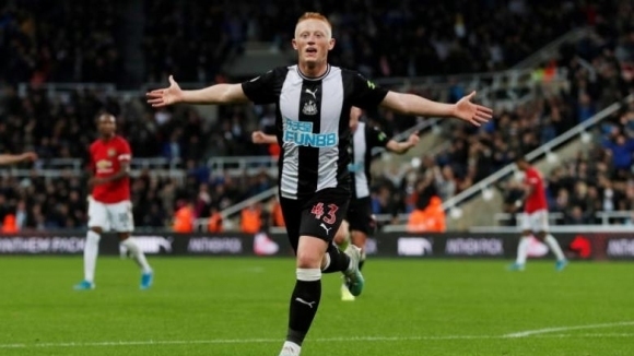 Мениджърът на Нюкасъл Стив Брус призна че се тревожи за