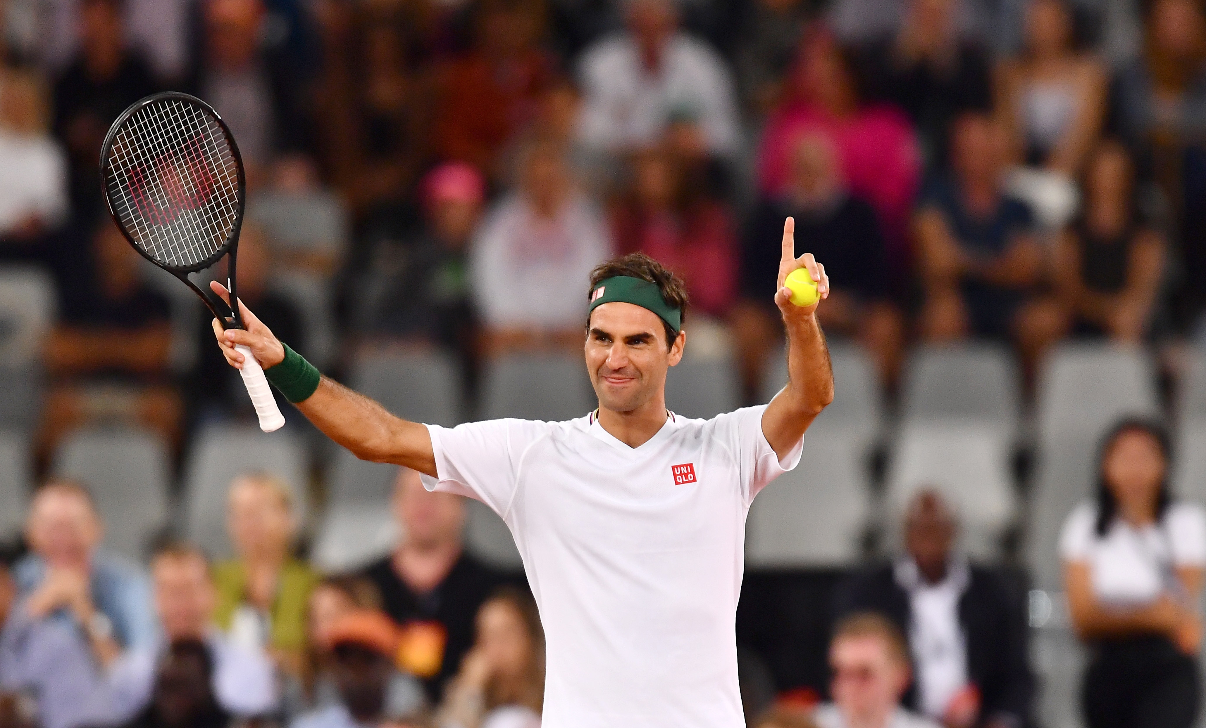 Роджър Федерер и Рафаел Надал спретнаха страхотно шоу в демонстративен