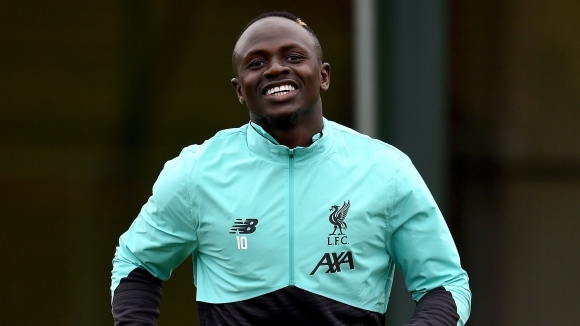 Садио Мане отново тренира със своите съотборници в Ливърпул съобщават