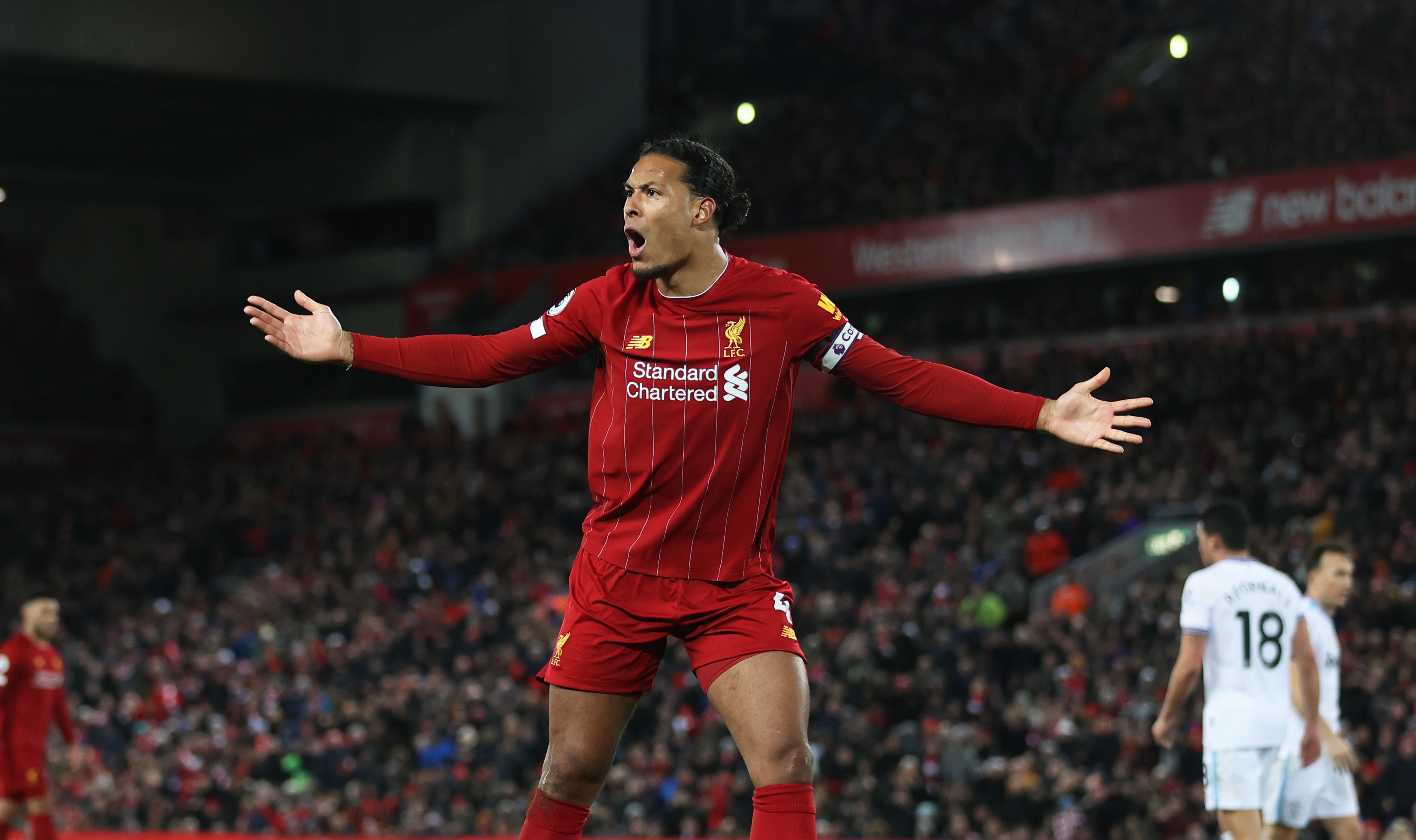 Ливърпул води с 22 точки във Висшата лига на Англия