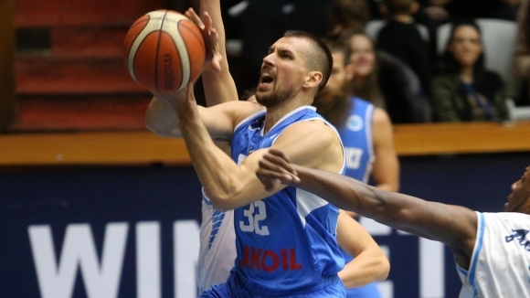 Eдин от най добрите баскетболисти на България Христо Захариев гостува