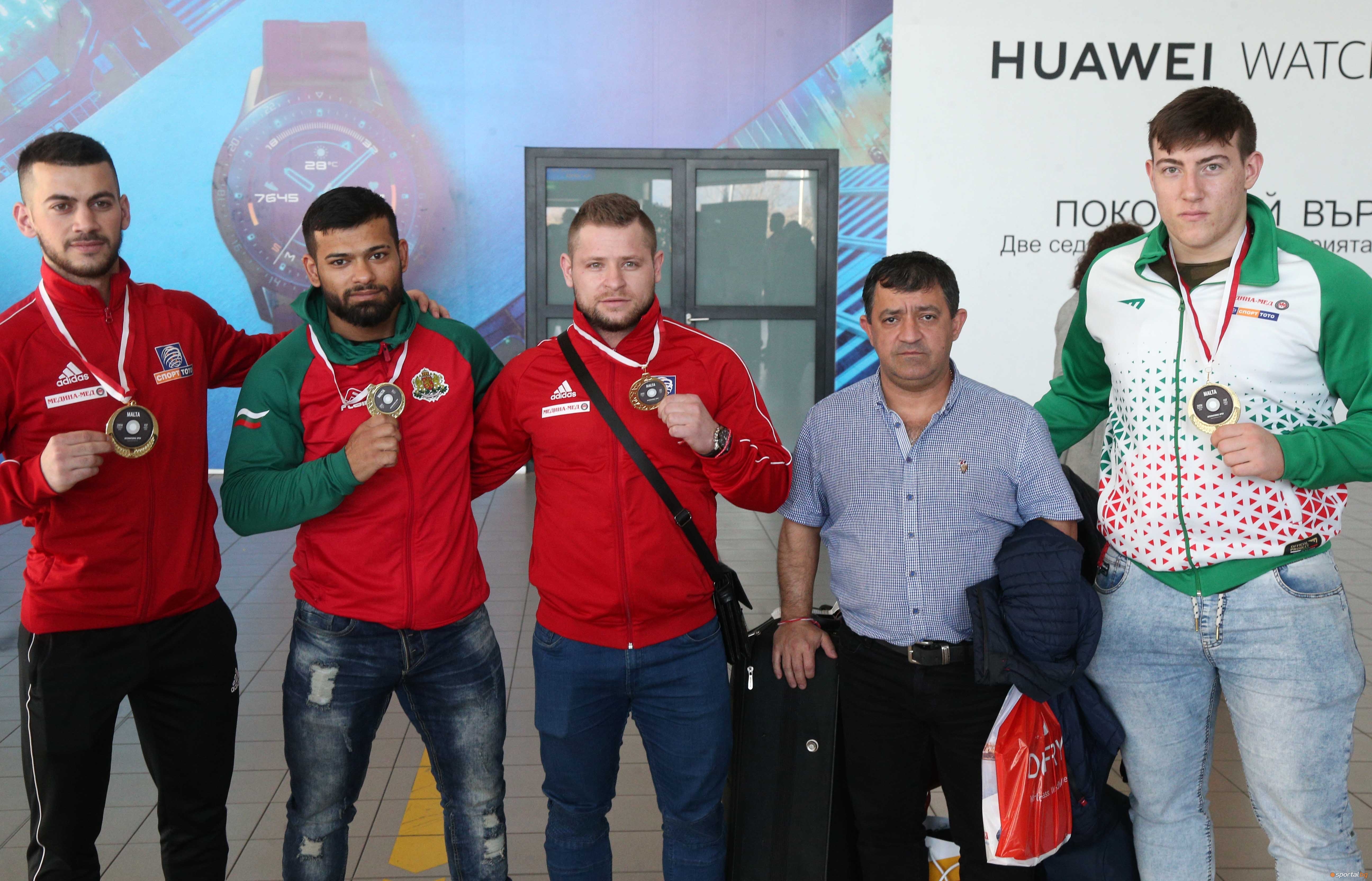 Българските щангисти спечелиха 4 златни медала на квалификационния олимпийски турнир