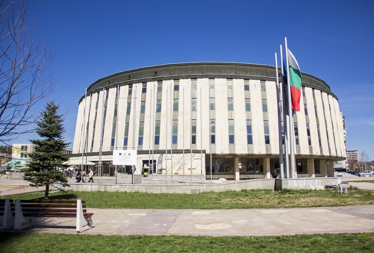 Спортна зала в Габрово беше спешно запечатана Съоръжението се ползва