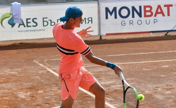 Националът на България за Купа Девйис Александър Лазаров се класира