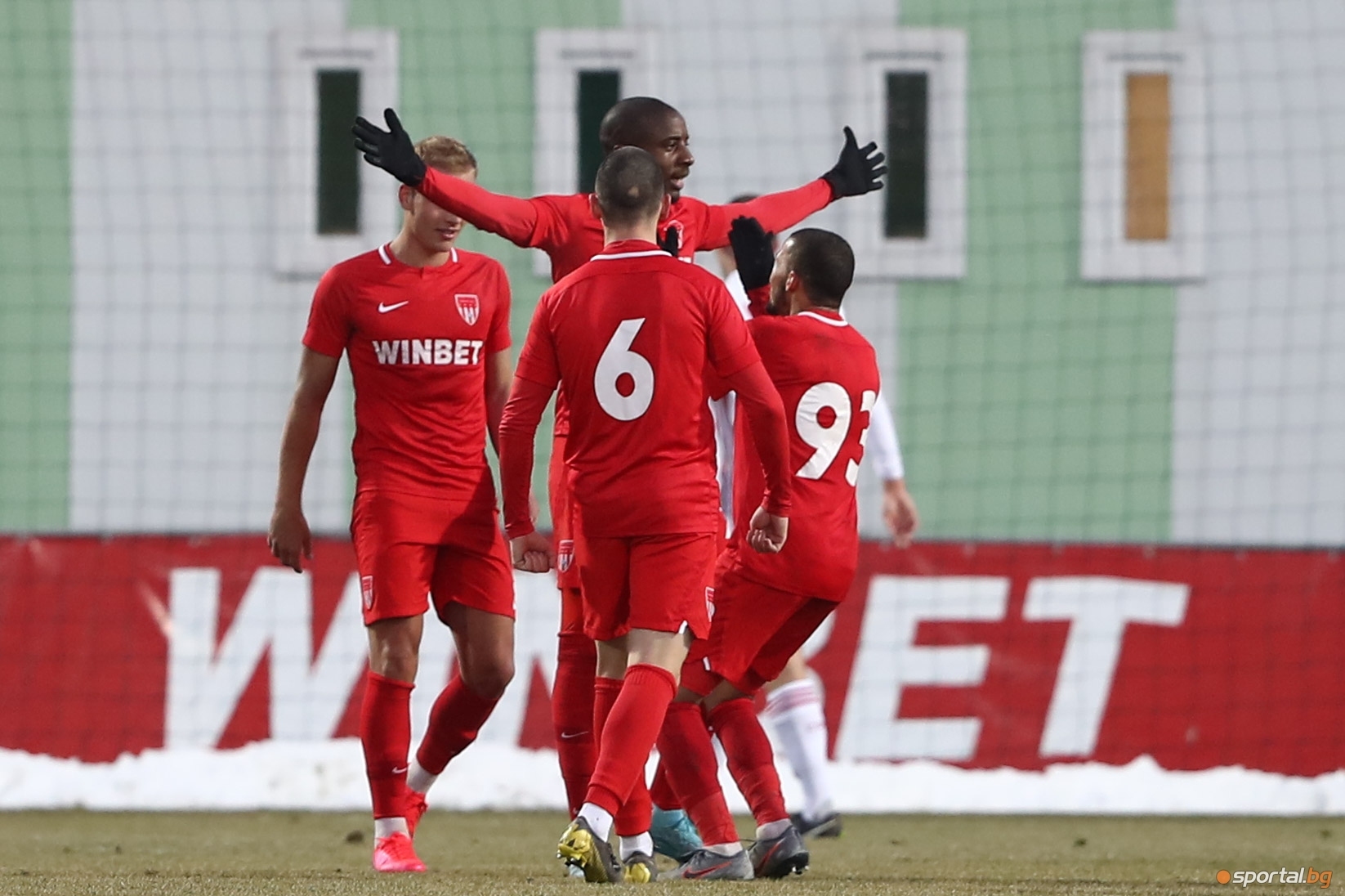 Във връзка с решението на БФС за спиране на официалните