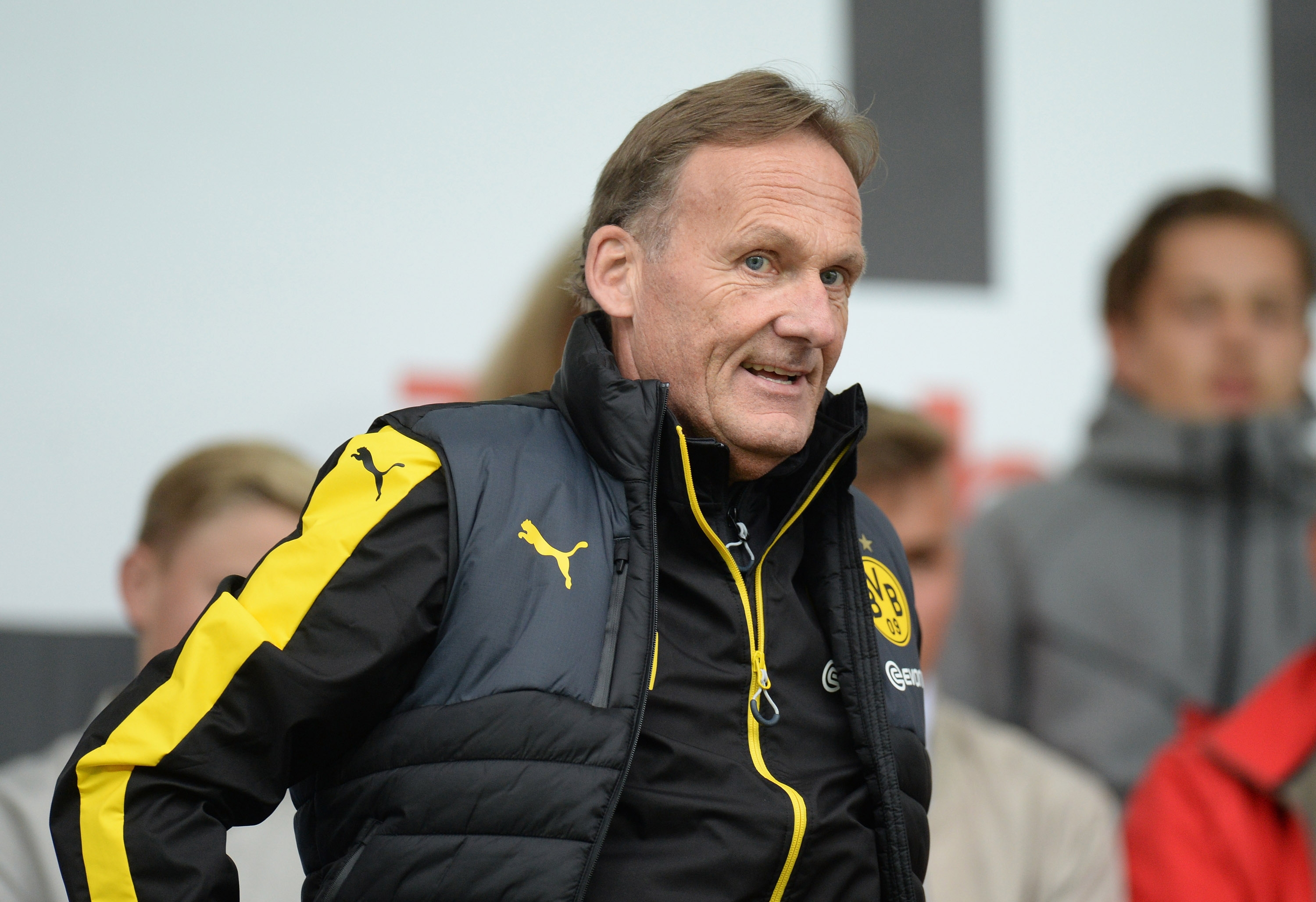 Изпълнителният директор Борусия Дортмунд Ханс Йоахим Вацке е убеден че ще