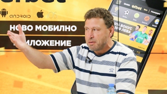 Футболният специалист Велислав Вуцов говори пред Sportal.bg в дните на