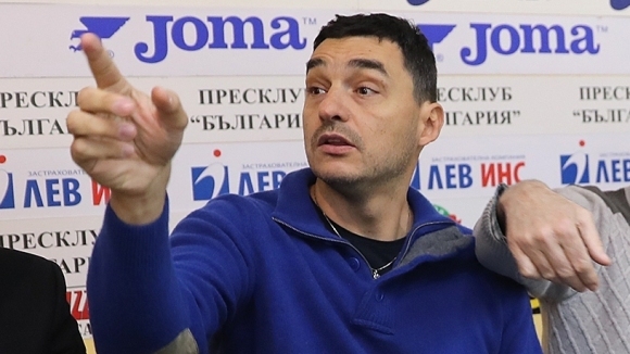 Президентът на волейболния Левски София Владимир Николов публикува видео, в