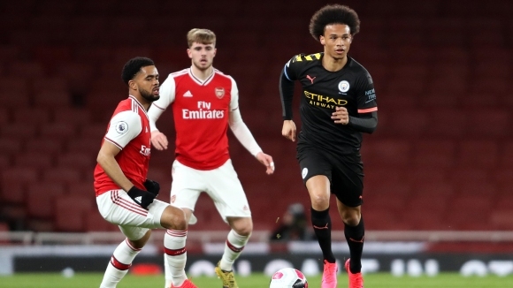 Льорой Сане е получил две конкретни оферти от водещи европейски