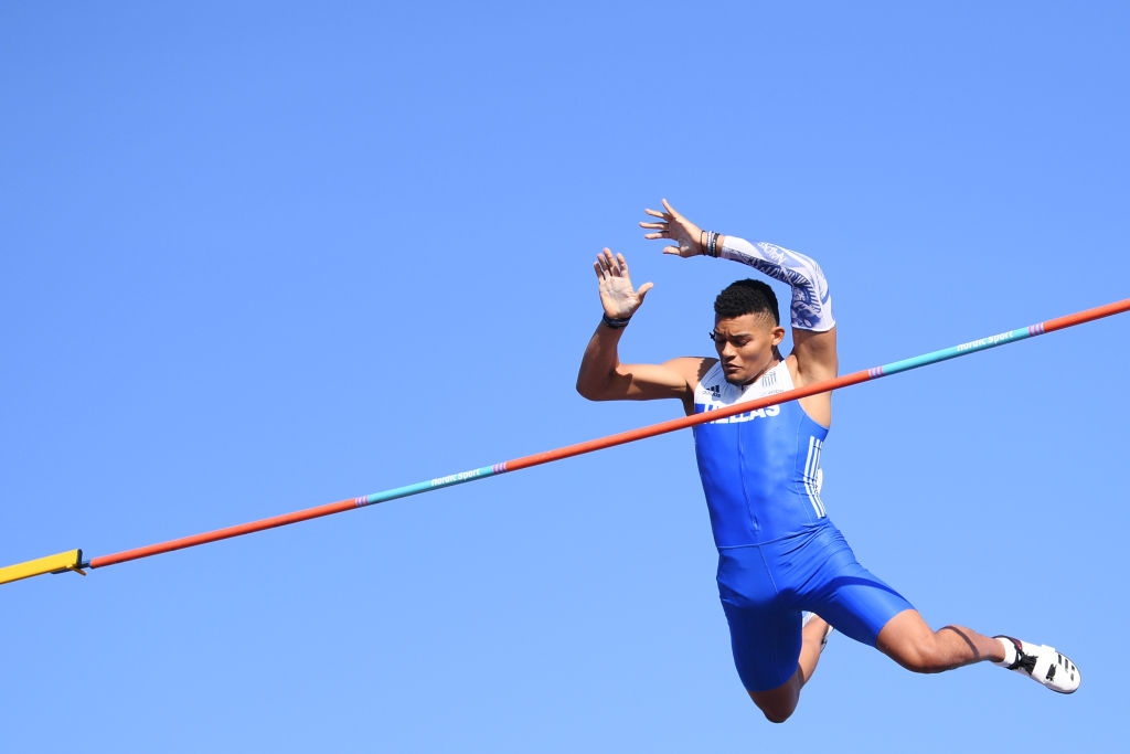 Гръцката звезда в овчарския скок при мъжете Емануел Каралис определено