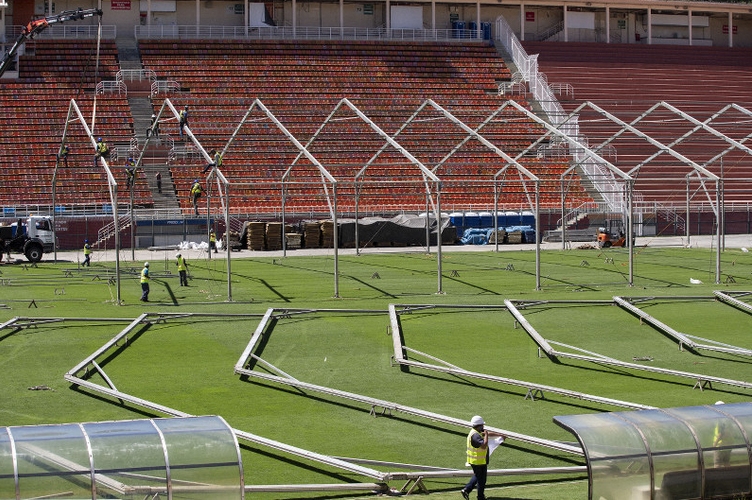 Стадион Пакаембу, където играят домакинските си мачове бразилските футболни отбори