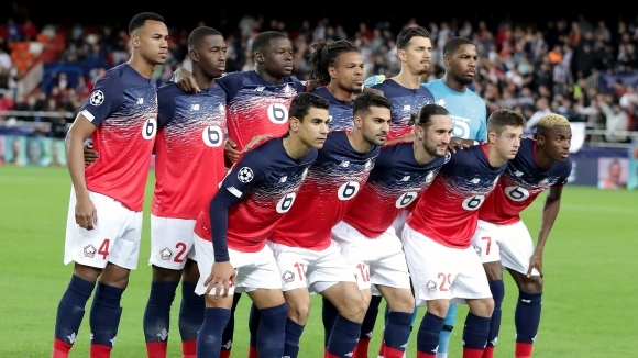 Трима футболисти на френския елитен тим Лил са под лекарско