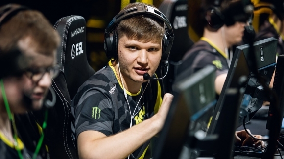 Олександър s1mple Косталиев е във вихъра си Легендарният геймър започна