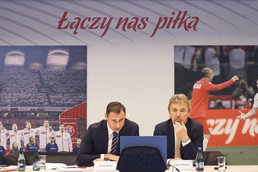 Неизбежните загуби поради спирането на първенството за полските клубове ще