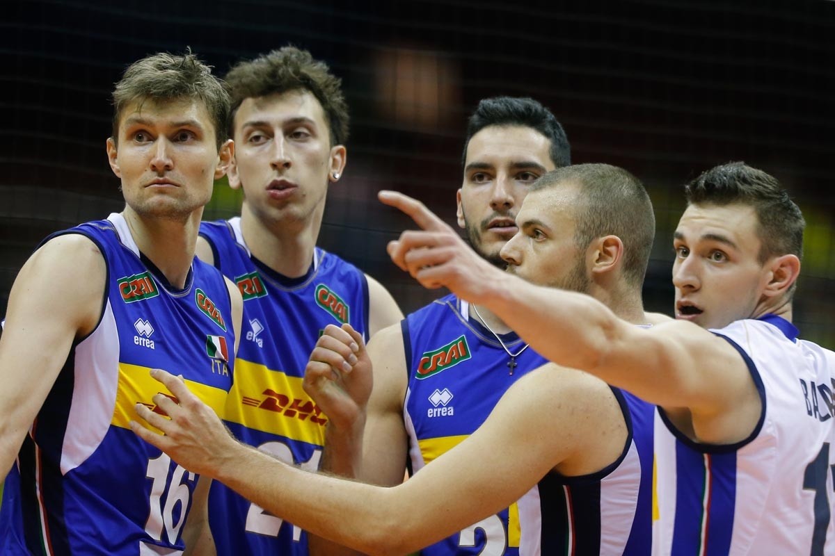 Италия се отказва от участието и домакинството на турнири от