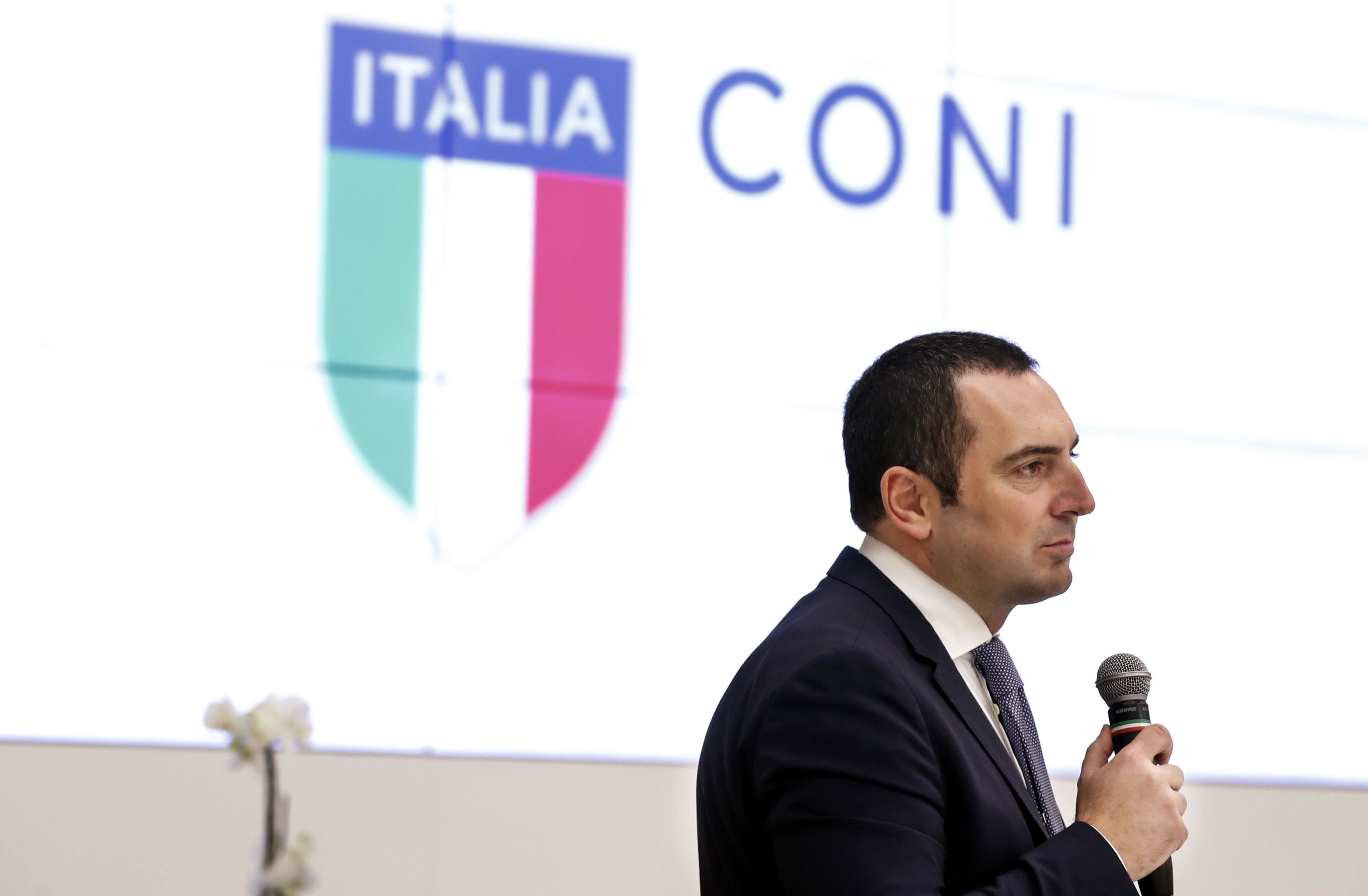Спортният министър на Италия Винченцо Спадафора разкри, че има изключителен
