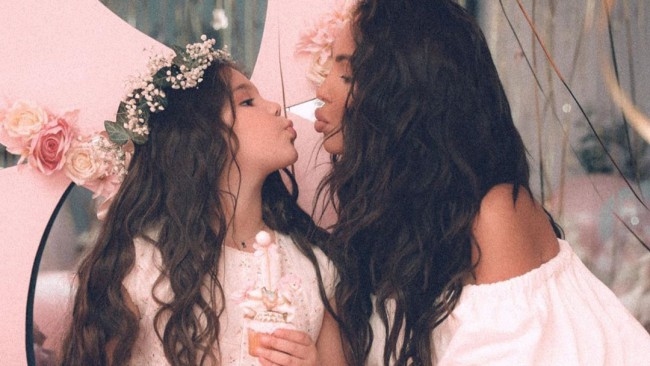 Николета Лозанова и Валери Божинов определено не пестят пари особено