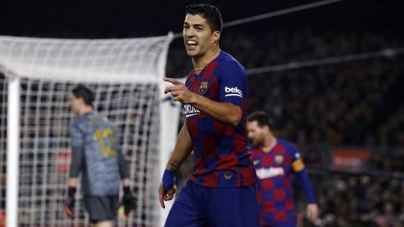 Нападателят на Барселона Луис Суарес коментира трансферните цели на клуба
