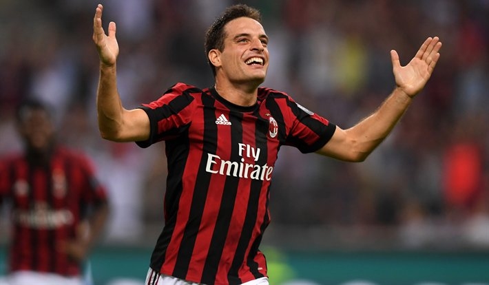 Рома иска да се подсили с халфа на Милан Джакомо