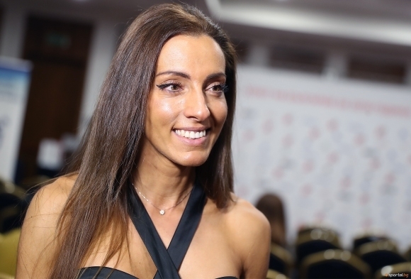 Ивет Лалова Колио си спомни с умиление за отминалите дни когато