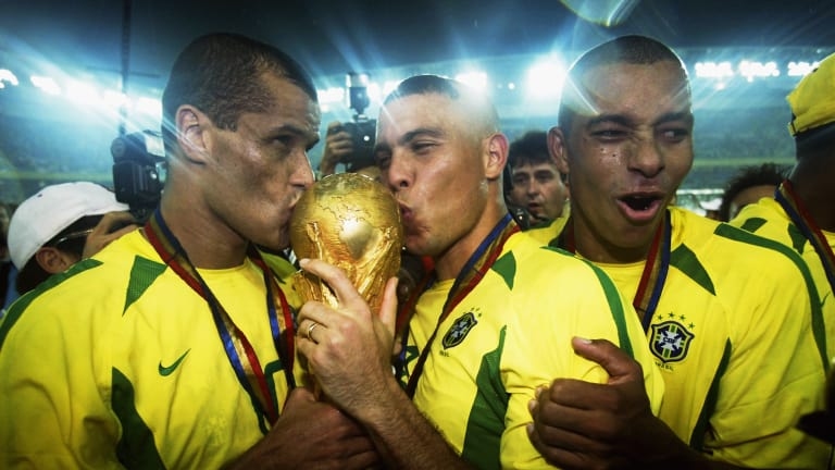 През 2002 г. Бразилия стигна до петата си титла от