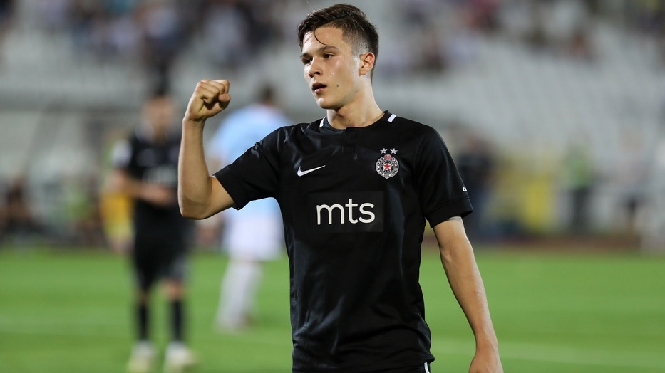 Европейските футболни грандове следят сръбския талант Филип Стеванович от Партизан