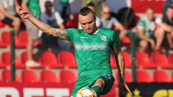 Берое почти сигурно ще се раздели с централния защитник Виктор