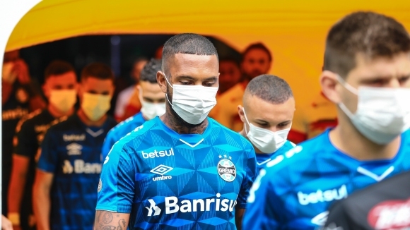 Подновяване на футбола в Бразилия през май е малко вероятно