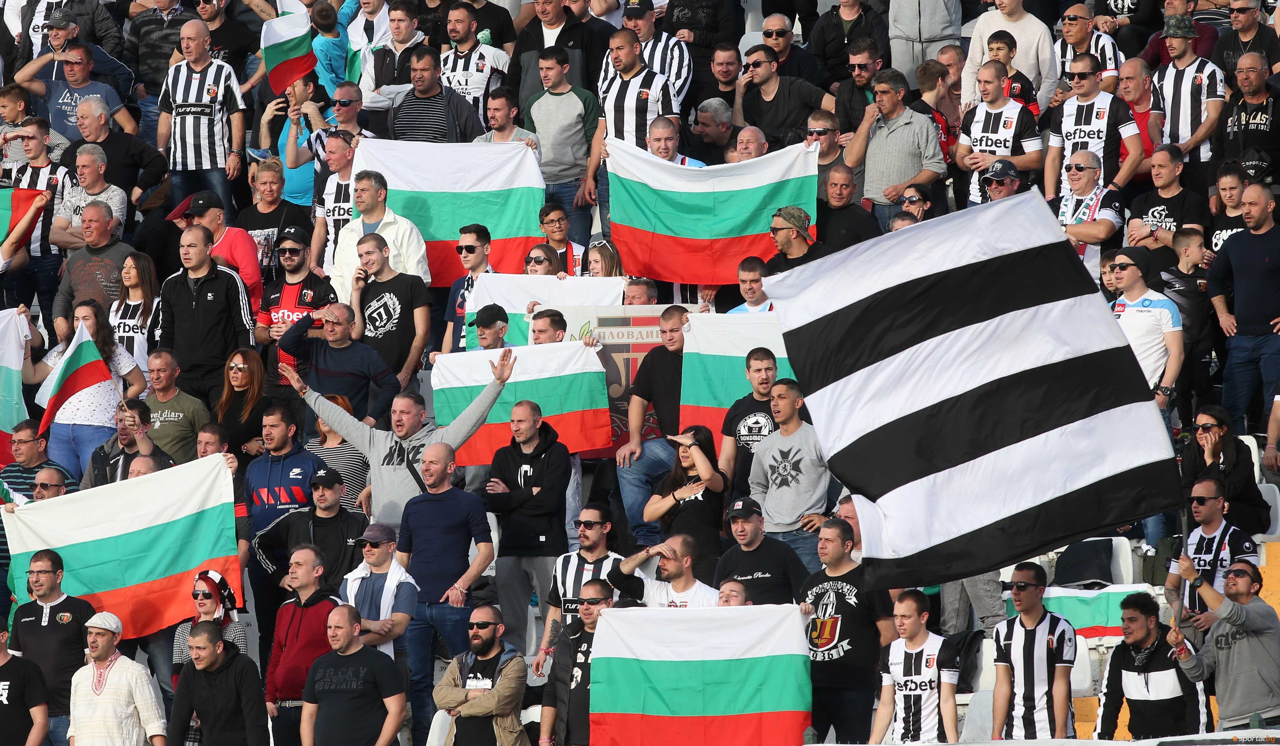 В навечерието на Великден и в условието на извънредно положение