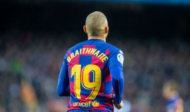 Нападателят на Барселона Мартин Брайтуайт не се вълнува от слуховете