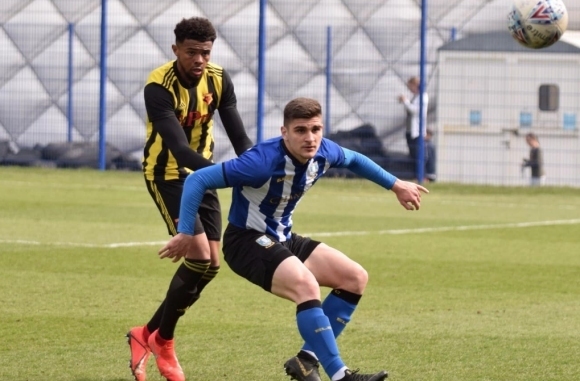 Българският талант Преслав Боруков е в София и чака ситуацията