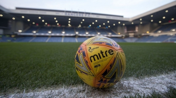Шотландската професионална футболна лига обяви днес че ще направи плащания