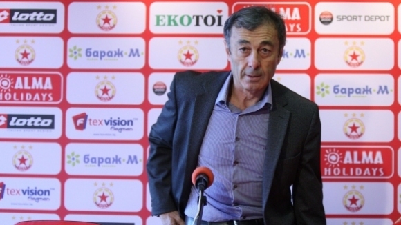 Изпълнителният директор на ЦСКА-София Пламен Марков обяви, че спира подетата