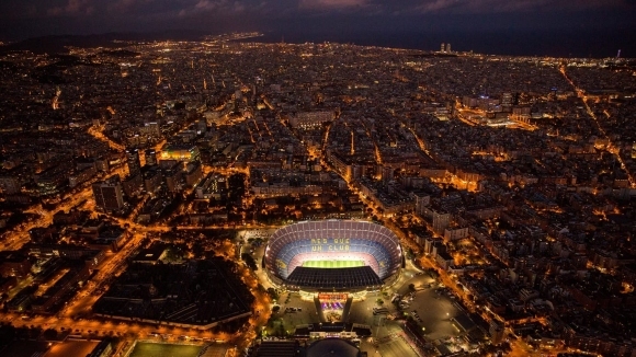 Барселона ще продаде правата за името на клубния си стадион