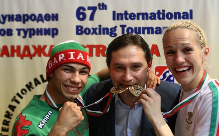 Световната и европейска шампионка по бокс Станимира Петрова и първенецът