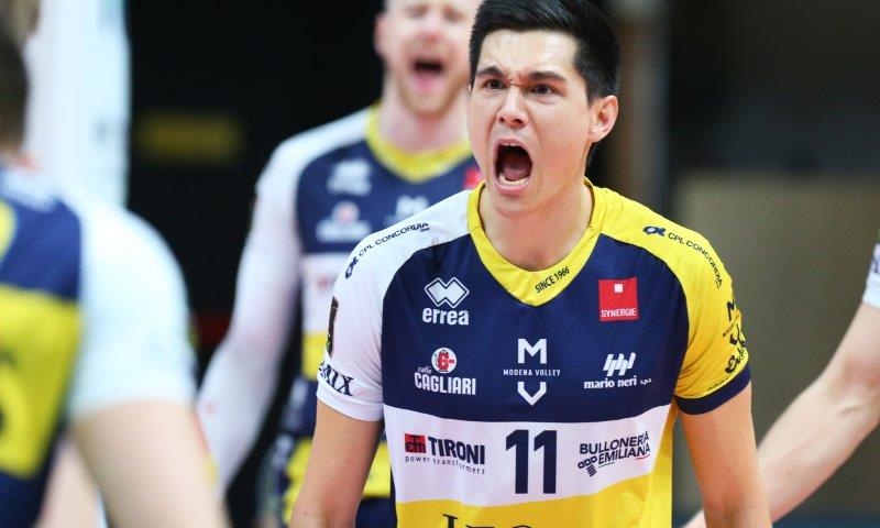 Американският разпределител и национал Мика Кристенсън може да остане в