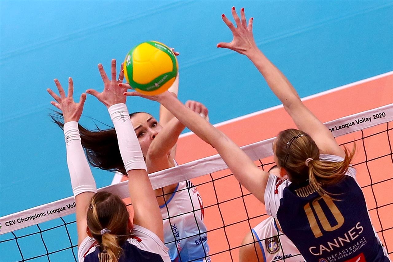 Волейболната националка Мира Тодорова напуска Кан информира Меридиан Мач Първенството