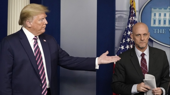 Огромен брой американци са погълнали препарати за дезинфекция в опит