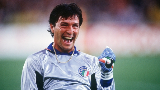 Легендардният италиански вратар Валтер Дзенга навърши 60 години днес Наставникът