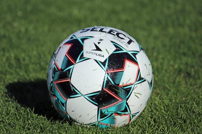Датската футболна асоциация се надява да възобнови Суперлигата на 29