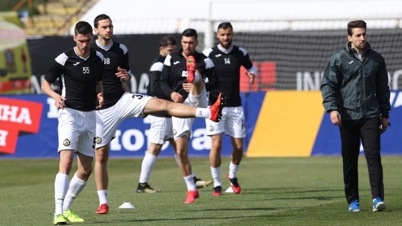 Защитникът на Славия Андреа Христов е следен от руските елитни