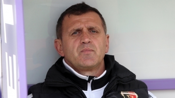 Треньорът на Локомотив (Пловдив) Бруно Акрапович направи предложение за по-пълноценната