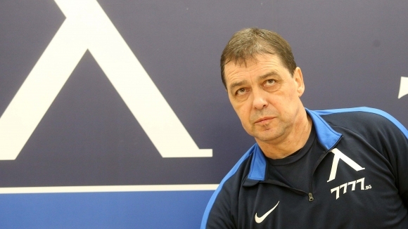 Изпълнителният директор на Левски Павел Колев спортният директор Ивайло Петков