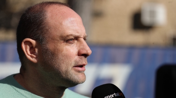 Какво се случва с Левски Това е въпросът който си