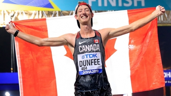 Канадският състезател по спортно ходене Еван Дънфи, бронзов медалист на