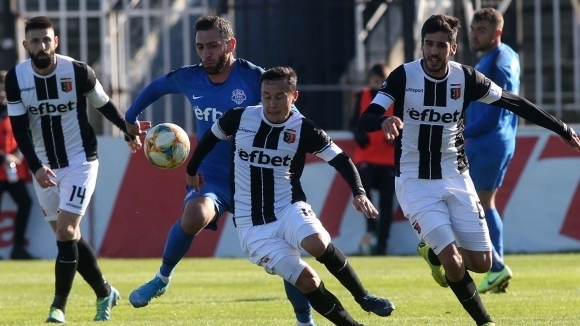 Трима от титулярите на Локомотив Пловдив са подписали нови договори