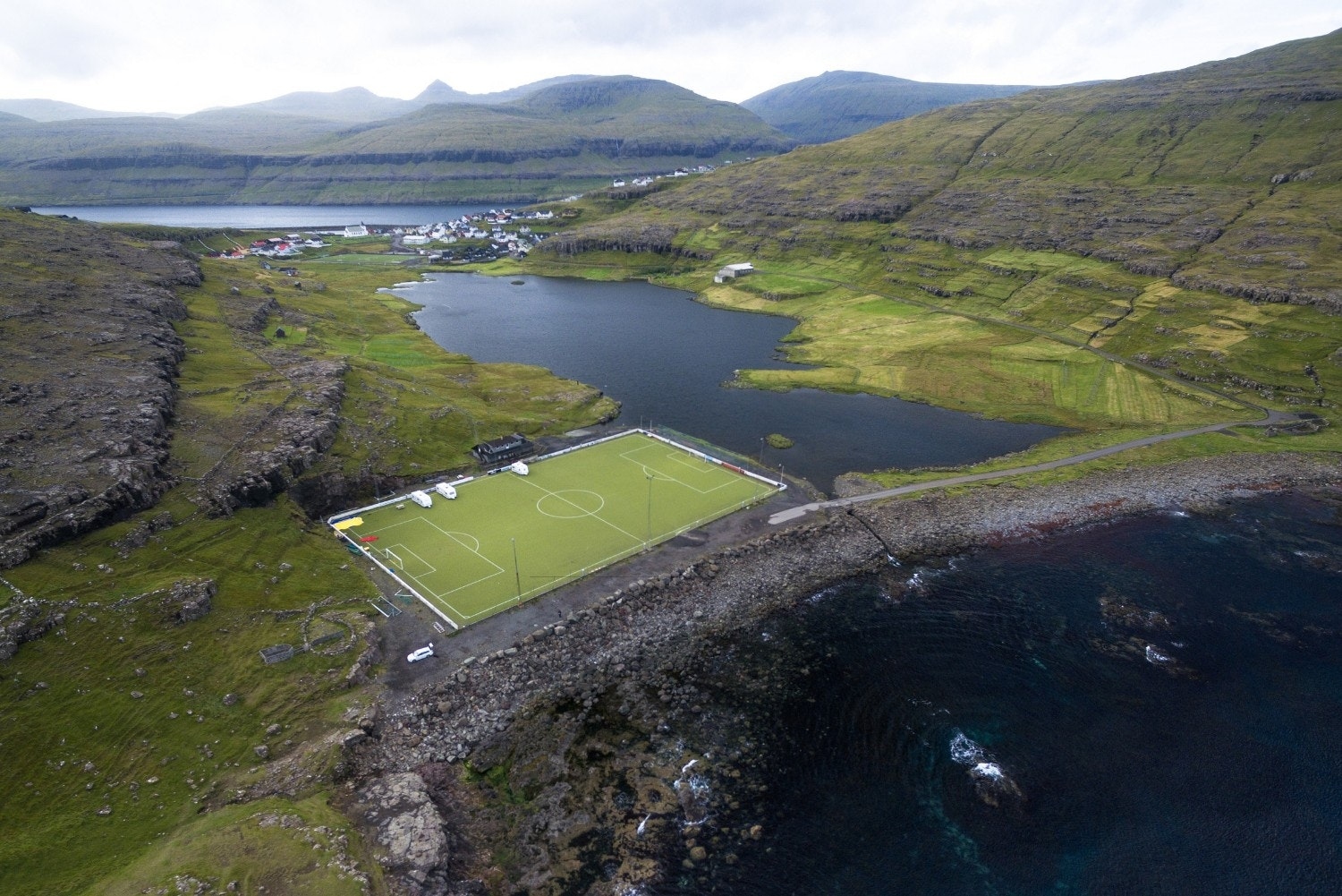 В събота стартира първенството на Фарьорските острови което бе позитивен