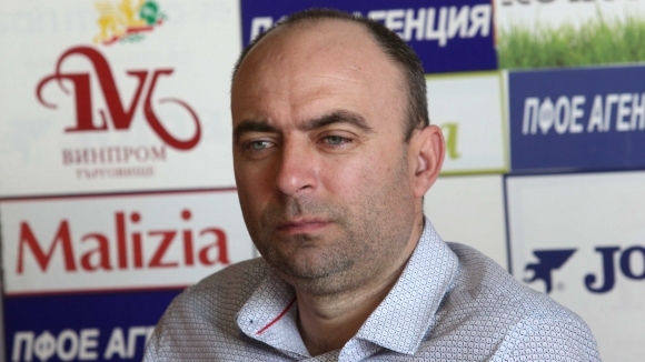 Бившият футболист на Левски, Славия и Вихрен Саша Симонович е