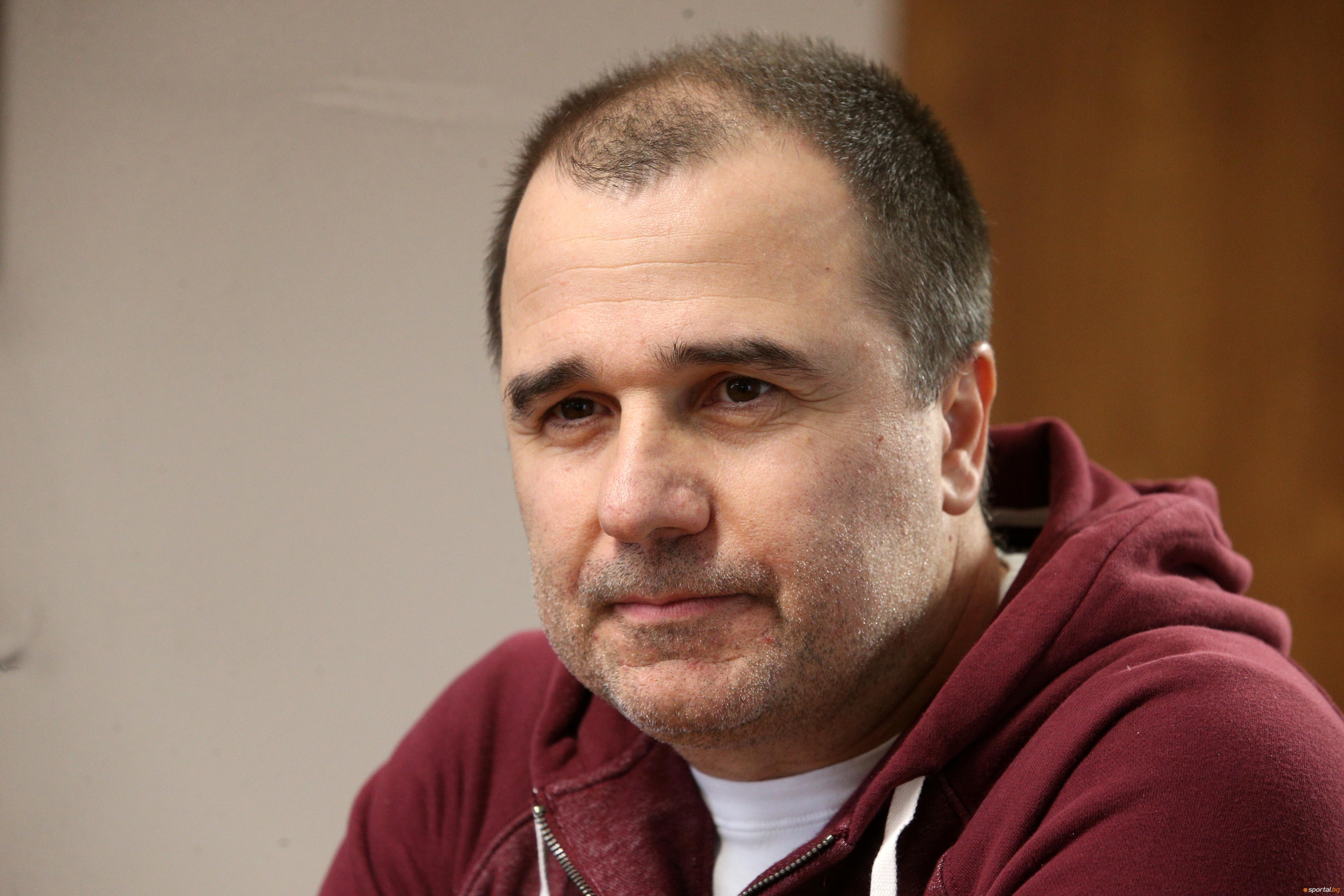 Благодетелят на ЦСКА 1948 Цветомир Найденов атакува журналиста Сашо