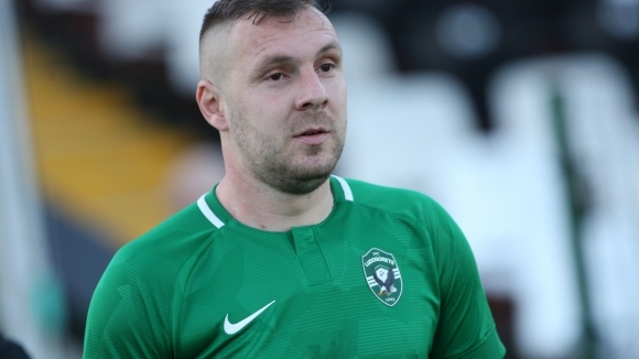 Защитникът на Лудогорец Козмин Моци направи дарение за бившия си